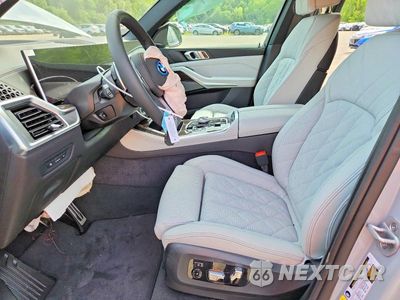 Zdjęcie 7 z 12 samochodu: 2026 BMW X5 XDRIVE50E VIN:5UX43EU0XT9524660 - miniatura