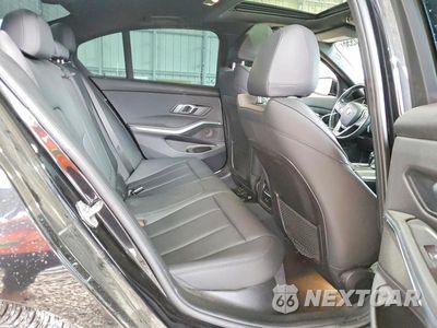 Zdjęcie 10 z 12 samochodu: 2021 BMW 330XI VIN:3MW5R7J06M8B75073 - miniatura