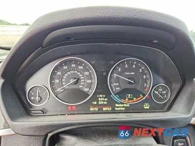 Zdjęcie 9 z 12 samochodu: 2012 BMW 328 I VIN:WBA3A5C54CF341589 - miniatura