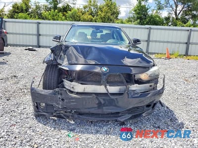 Piąte zdjęcie samochodu w środku: 2014 BMW 328 XI SULEV VIN:WBA3B5G51ENS06411 - miniatura