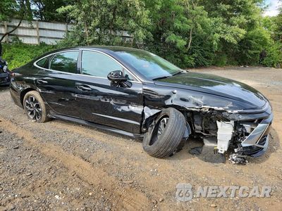 Czwarte zdjęcie samochodu z boku: 2024 HYUNDAI SONATA SEL VIN:KMHL64JA3RA420168 - miniatura