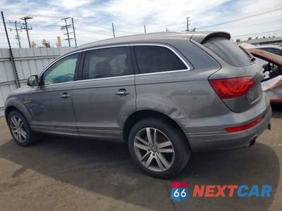 Drugie zdjęcie samochodu z przodu: 2015 AUDI Q7 PREMIUM PLUS VIN:WA1LGAFE9FD021409 - miniatura