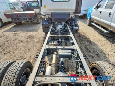 Zdjęcie 10 z 13 samochodu: 2025 ISUZU NPR HD - BOX TRUCK VIN:54DC4W1D9SS211366 - miniatura