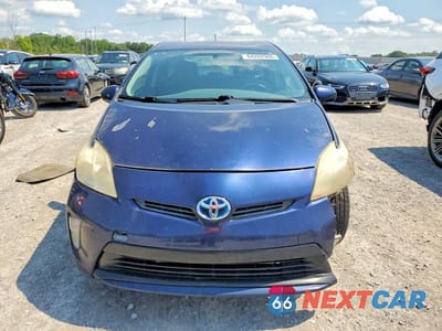 Piąte zdjęcie samochodu w środku: 2012 TOYOTA PRIUS TWO VIN:JTDKN3DU1C1586778 - miniatura
