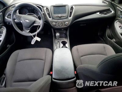 Zdjęcie 8 z 12 samochodu: 2018 CHEVROLET MALIBU LS VIN:1G1ZB5ST5JF215144 - miniatura