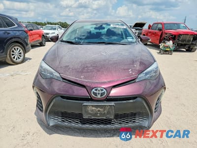 Piąte zdjęcie samochodu w środku: 2017 TOYOTA COROLLA 50TH ANNIVERSARY SPECIAL EDITION VIN:5YFBURHE7HP633775 - miniatura