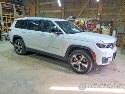 Czwarte zdjęcie samochodu z boku: 2023 JEEP GRAND CHEROKEE L LIMITED VIN:1C4RJKBG4P8740107 - miniatura