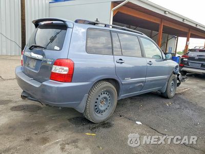 Trzecie zdjęcie samochodu z tyłu: 2006 TOYOTA HIGHLANDER HYBRID VIN:JTEEW21A760026851 - miniatura