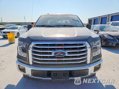 Piąte zdjęcie samochodu w środku: 2016 FORD F150 SUPERCREW VIN:1FTEW1CG2GKE00899 - miniatura
