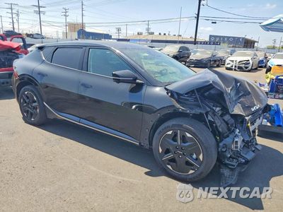 Czwarte zdjęcie samochodu z boku: 2025 KIA EV6 WIND VIN:5XYC34JA8SG013420 - miniatura