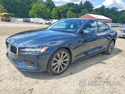 2021 VOLVO S60 T6 MOMENTUM 7JRA22TK2MG092413 - główne zdjęcie licytacji z USA - miniatura
