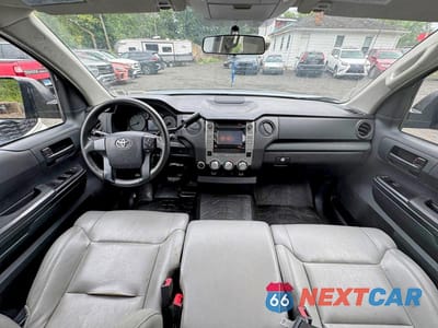 Zdjęcie 8 z 14 samochodu: 2014 TOYOTA TUNDRA SR VIN:5TFUM5F19EX059050 - miniatura