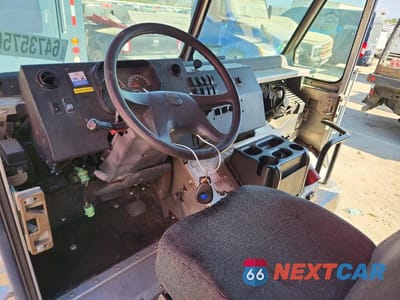 Zdjęcie 8 z 13 samochodu: 2020 FREIGHTLINER MT45G CHASSIS DELIVERY TRUCK VIN:4UZAC2EA3LCMK0049 - miniatura