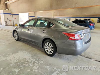 Drugie zdjęcie samochodu z przodu: 2015 NISSAN ALTIMA 2.5 S VIN:1N4AL3AP3FC247034 - miniatura