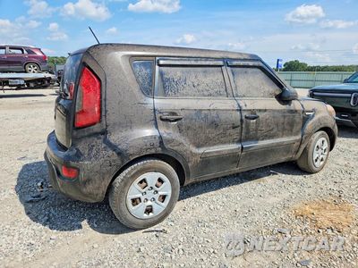 Trzecie zdjęcie samochodu z tyłu: 2013 KIA SOUL BASE VIN:KNDJT2A50D7535540 - miniatura