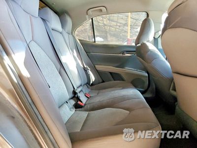 Zdjęcie 10 z 12 samochodu: 2019 TOYOTA CAMRY LE VIN:4T1B11HK2KU699625 - miniatura