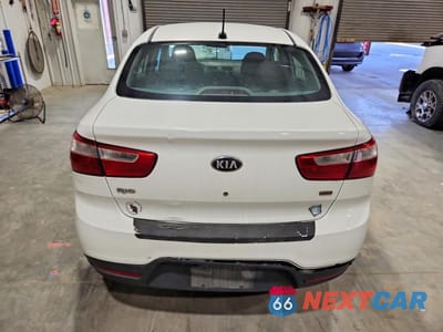 Zdjęcie 6 z 12 samochodu: 2015 KIA RIO LX VIN:KNADM4A33F6437094 - miniatura