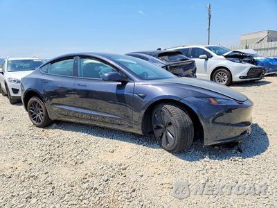 Czwarte zdjęcie samochodu z boku: 2025 TESLA MODEL 3 VIN:5YJ3E1EA6SF991604 - miniatura