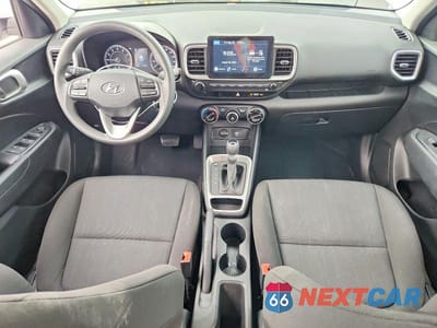Zdjęcie 8 z 13 samochodu: 2021 HYUNDAI VENUE SE VIN:KMHRB8A33MU063838 - miniatura