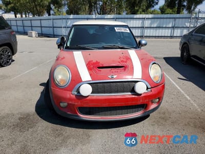 Piąte zdjęcie samochodu w środku: 2009 MINI COOPER S VIN:WMWMF73569TT97366 - miniatura