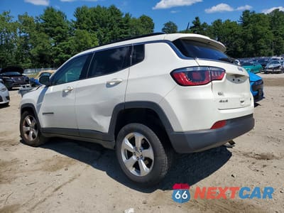 Drugie zdjęcie samochodu z przodu: 2017 JEEP COMPASS LATITUDE VIN:3C4NJDBB5HT672157 - miniatura
