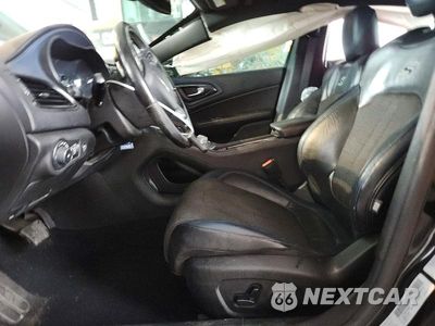 Zdjęcie 7 z 13 samochodu: 2015 CHRYSLER 200 S VIN:1C3CCCBB4FN750098 - miniatura