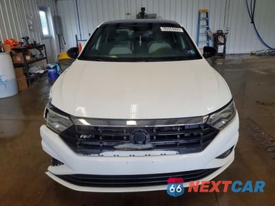 Piąte zdjęcie samochodu w środku: 2019 VOLKSWAGEN JETTA S VIN:3VWCB7BUXKM168208 - miniatura