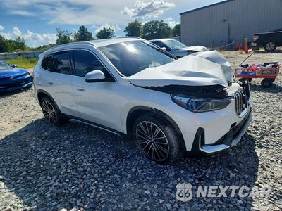 Czwarte zdjęcie samochodu z boku: 2023 BMW X1 XDRIVE28I VIN:WBX73EF09P5W15866 - miniatura