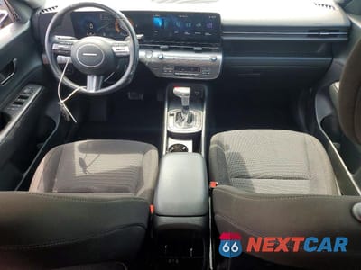 Zdjęcie 8 z 13 samochodu: 2024 HYUNDAI KONA SEL VIN:KM8HBCABXRU099720 - miniatura