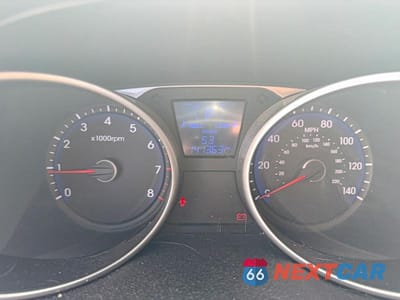 Zdjęcie 8 z 10 samochodu: 2014 HYUNDAI TUCSON SE VIN:KM8JUCAG7EU796599 - miniatura