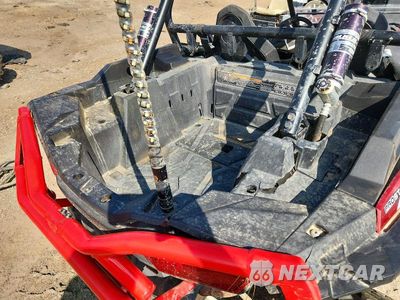 Zdjęcie 6 z 10 samochodu: 2016 POLARIS RZR XP 1000 UTILITY VEHICLE VIN:3NSVDE991GF780724 - miniatura