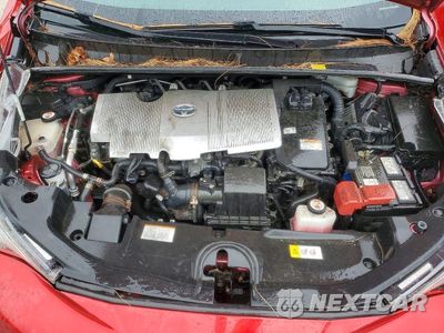 Zdjęcie 11 z 12 samochodu: 2016 TOYOTA PRIUS TWO VIN:JTDKBRFUXG3531703 - miniatura