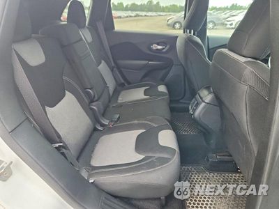 Zdjęcie 11 z 13 samochodu: 2014 JEEP CHEROKEE LATITUDE VIN:1C4PJMCB0EW201479 - miniatura