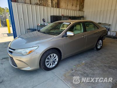 2015 TOYOTA CAMRY LE 4T4BF1FK9FR502336 - główne zdjęcie licytacji z USA - miniatura