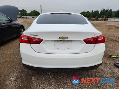 Zdjęcie 6 z 12 samochodu: 2017 CHEVROLET MALIBU LT VIN:1G1ZE5ST1HF134143 - miniatura