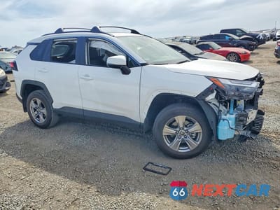 Czwarte zdjęcie samochodu z boku: 2022 TOYOTA RAV4 XLE VIN:2T3W1RFV3NC206044 - miniatura