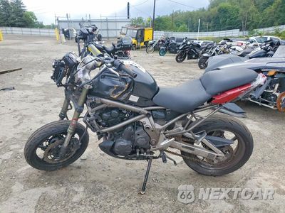 Trzecie zdjęcie samochodu z tyłu: 2011 KAWASAKI LE650 C VIN:JKALEEC1XBDA02881 - miniatura