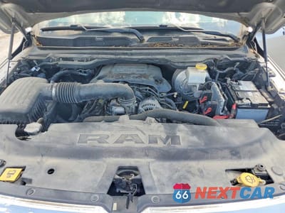 Zdjęcie 11 z 12 samochodu: 2019 RAM 1500 LARAMIE VIN:1C6SRFJT3KN503853 - miniatura
