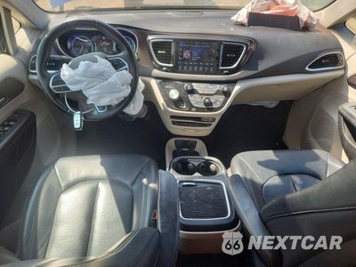 Zdjęcie 8 z 13 samochodu: 2017 CHRYSLER PACIFICA TOURING L PLUS VIN:2C4RC1EG8HR635088 - miniatura