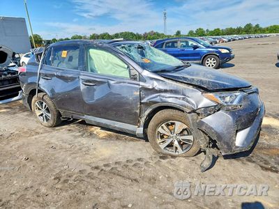 Czwarte zdjęcie samochodu z boku: 2017 TOYOTA RAV4 XLE VIN:JTMRFREV1HD203479 - miniatura