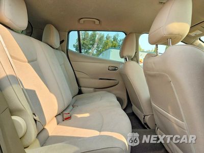 Zdjęcie 10 z 13 samochodu: 2012 NISSAN LEAF SV VIN:JN1AZ0CP1CT022825 - miniatura