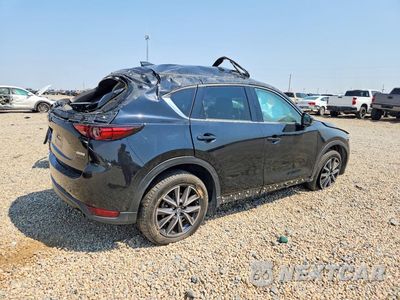 Trzecie zdjęcie samochodu z tyłu: 2017 MAZDA CX-5 GRAND TOURING VIN:JM3KFADL2H0199556 - miniatura