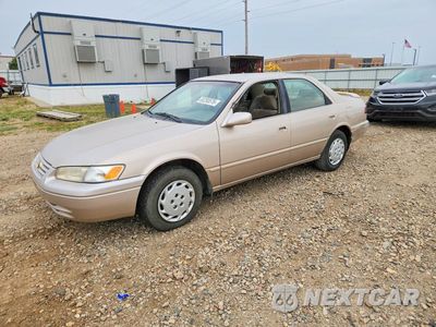 1998 TOYOTA CAMRY LE 4T1BG22K3WU833271 - główne zdjęcie licytacji z USA - miniatura