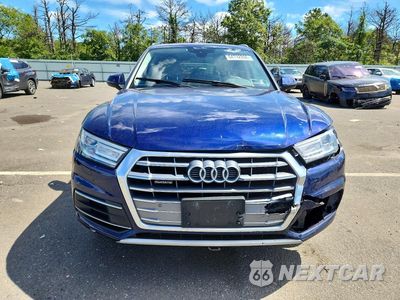 Piąte zdjęcie samochodu w środku: 2020 AUDI Q5 PREMIUM VIN:WA1ANAFY9L2050259 - miniatura