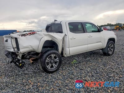 Trzecie zdjęcie samochodu z tyłu: 2019 TOYOTA TACOMA TRD SPORT VIN:3TMCZ5AN5KM287281 - miniatura