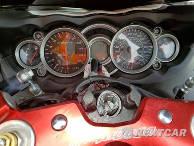 Zdjęcie 7 z 8 samochodu: 2011 SUZUKI HAYABUSA VIN:JS1GX72A7B2100946 - miniatura