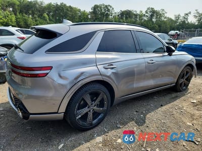Trzecie zdjęcie samochodu z tyłu: 2022 GENESIS GV70 2.5T STANDARD VIN:KMUMADTB9NU053912 - miniatura