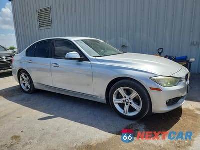 Czwarte zdjęcie samochodu z boku: 2014 BMW 320 I VIN:WBA3B1C50EK134214 - miniatura