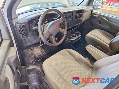 Zdjęcie 8 z 13 samochodu: 2006 CHEVROLET EXPRESS G1500 VIN:1GCFG15X661145662 - miniatura