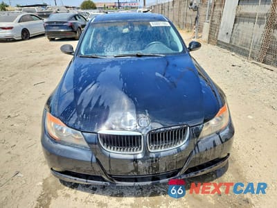 Piąte zdjęcie samochodu w środku: 2007 BMW 328 I SULEV VIN:WBAVC53587FZ73780 - miniatura